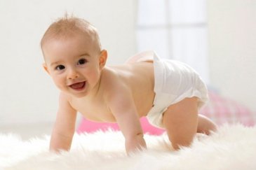 Навыки и умения малыша в восемь месяцев