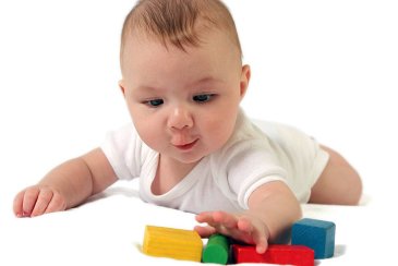 Навыки и умения малыша в шесть месяцев