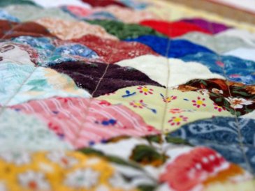 Sew a patchwork rug for your baby