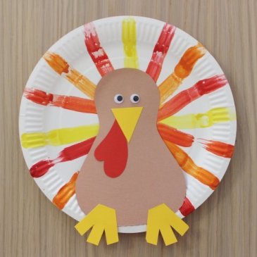 Make with your kid a turkey out of disposable plates
