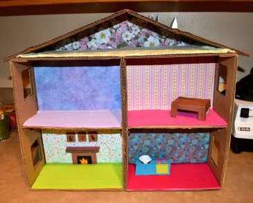 Make a house for toys