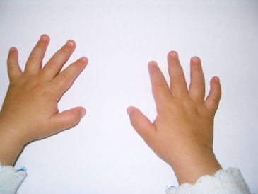 Play the game "So Smart Fingers" with your kid