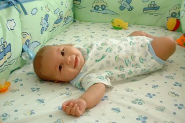 Toys for your baby's cot