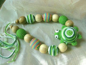 Make bright beads to entertain your baby