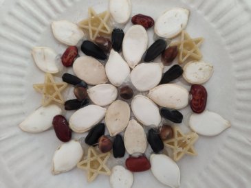 Подвеска из картонной тарелки