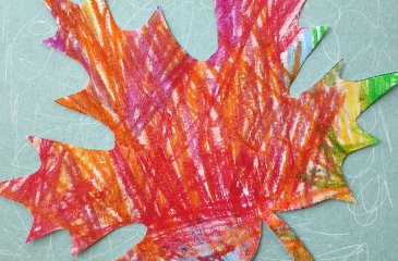 Открытка с кленовым листочком