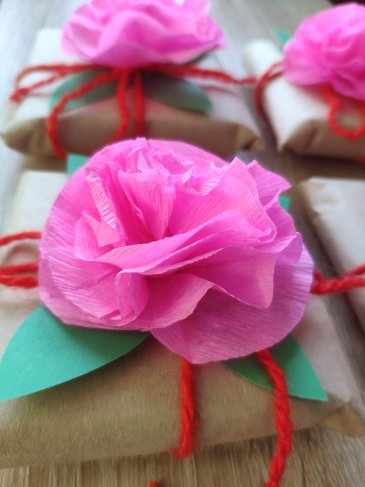 Маленькие подарочки на 8 марта