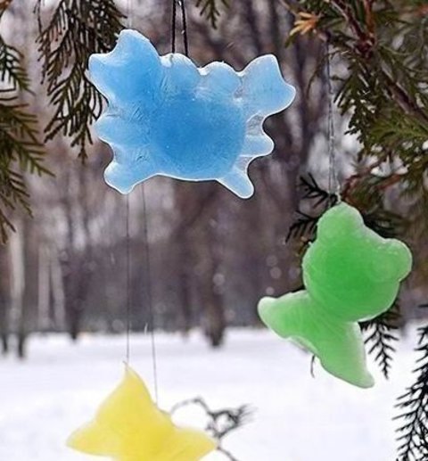Activity picture for Cute ice pendants in Wachanga