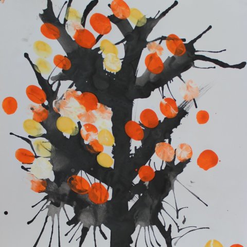 Картинка к занятию Нарисуйте вместе с ребенком осенне дерево гуашью в Wachanga