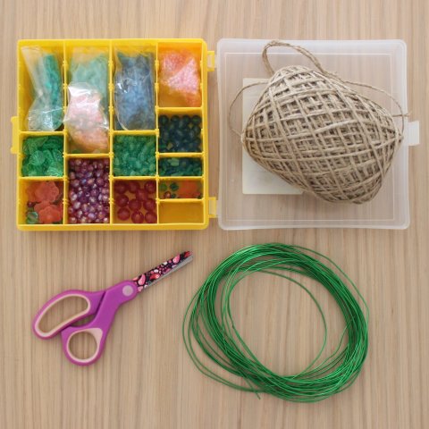 Activity picture for Make stars using beads with your kid in Wachanga