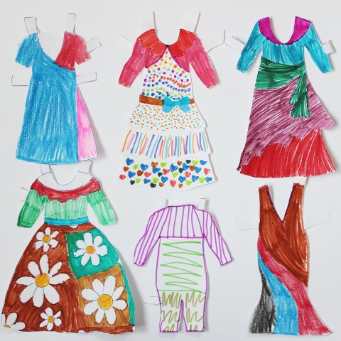 Activity picture for Make a paper doll for your daughter! in Wachanga