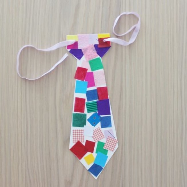 Разноцветный галстук из бумаги