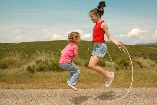 Teach your kid rope skipping!
