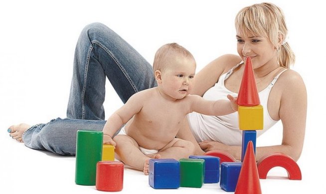 Как играть с ребенком в 10 месяцев