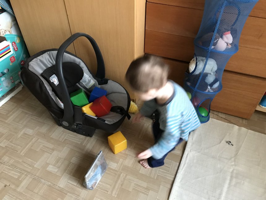 Отчёт по занятию Поиграйте с малышом в игру «Кубики и шарики» в Wachanga!